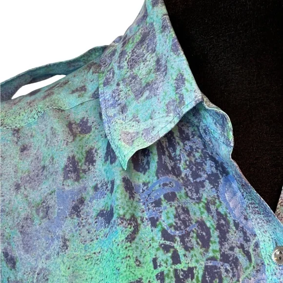 Hilton Hollis Silk Blue Watercolor Top - Picture 6 of 11